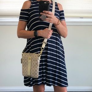 Coach gold C crossbody purse